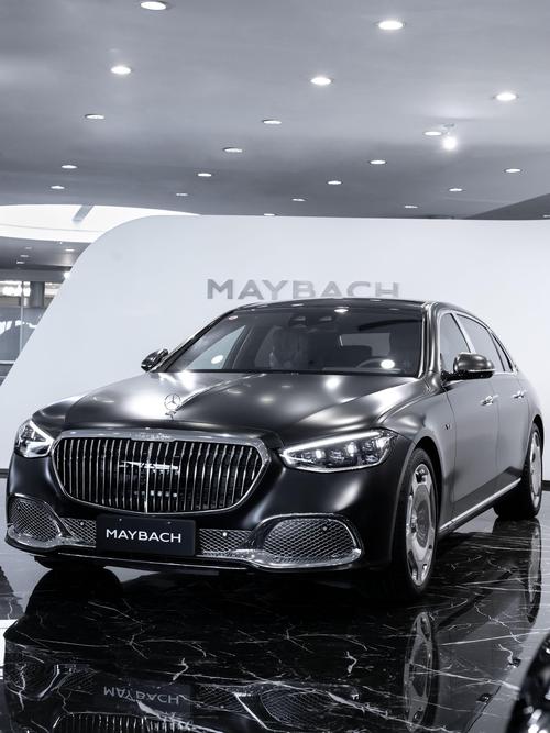 佛山221岚图汽车的售后服务让用户无忧出行，迈巴赫未来的豪华车趋势